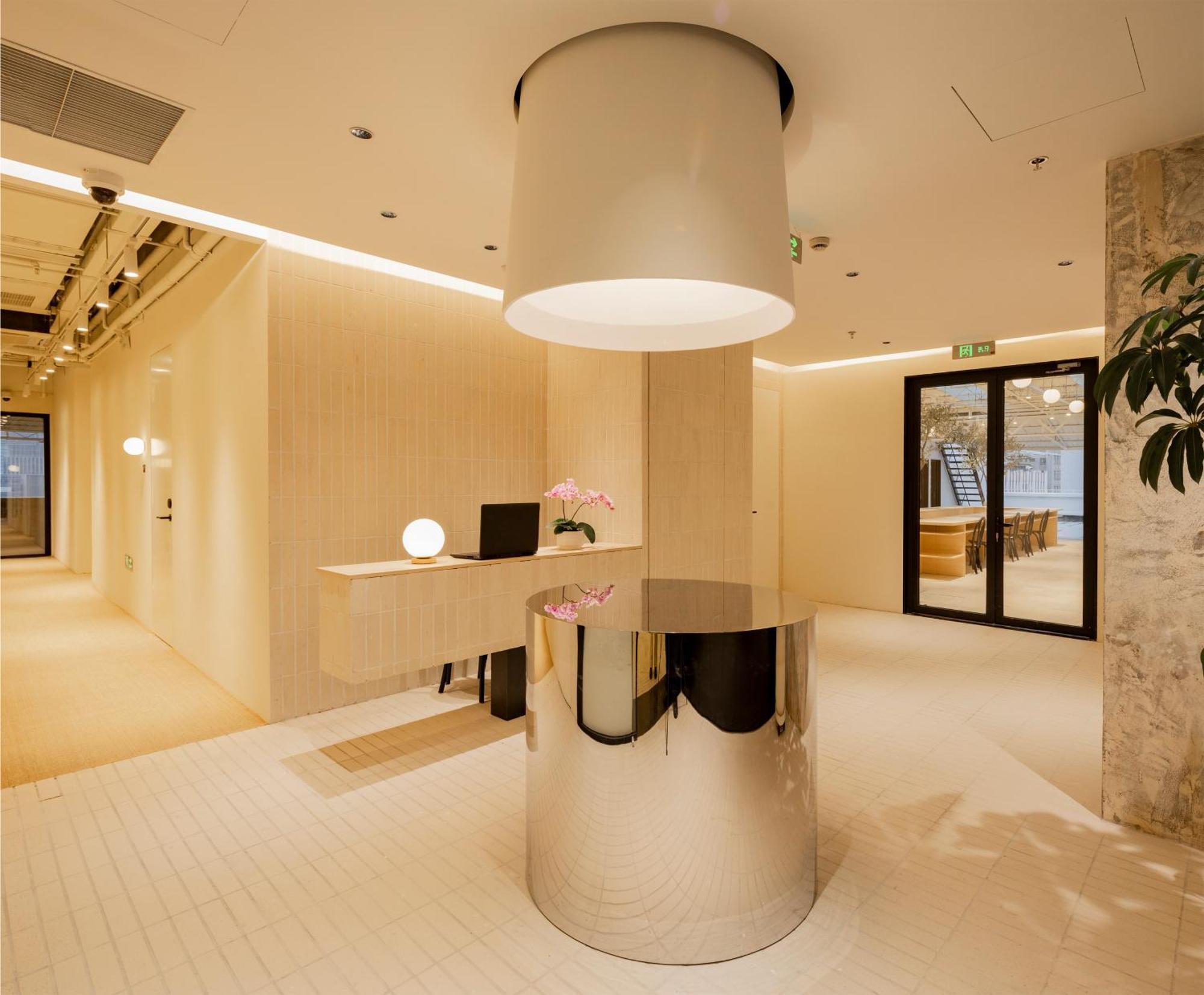 Hi Cozy International Youth Hostel East Nanjing Road & The Bund - Free Gym Шанхай Экстерьер фото